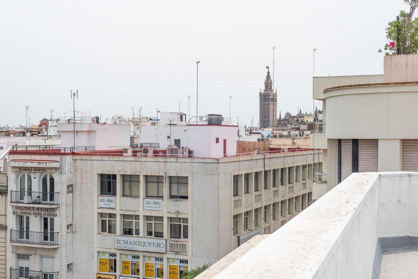 Alohamundi Magdalena Apartment Seville Exterior photo